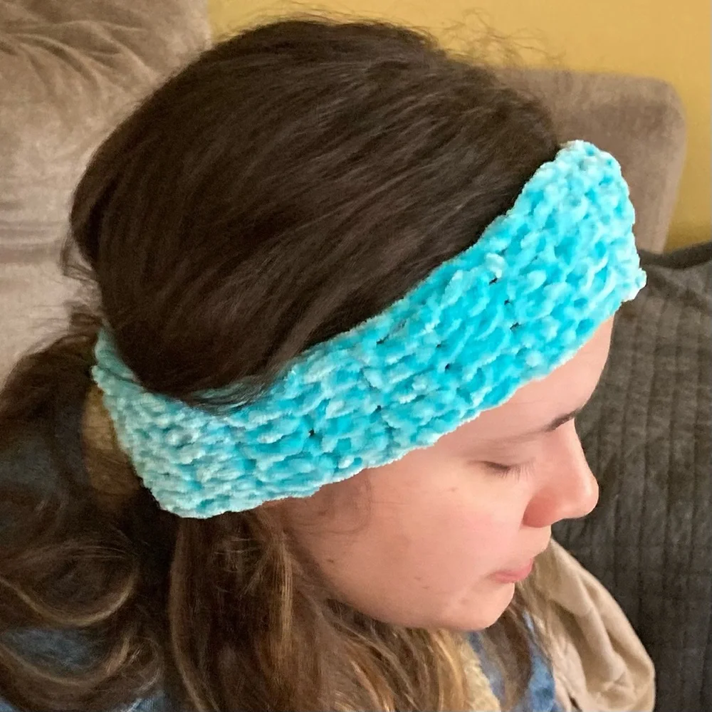 Chenille Crochet Stretch Headband Teal 21 inches x 3 inches